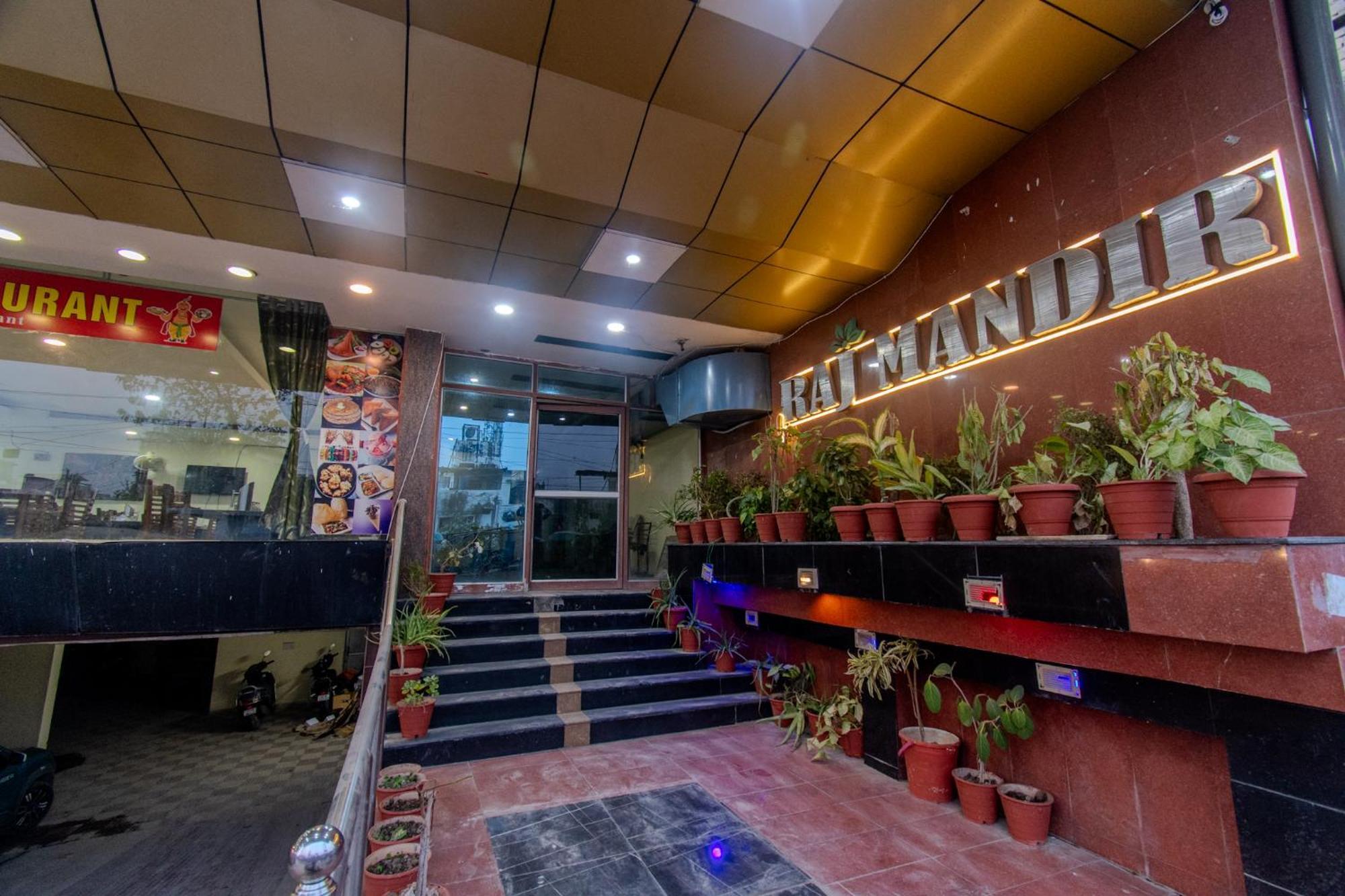 Hotel Raj Mandir Haridwār Exterior foto
